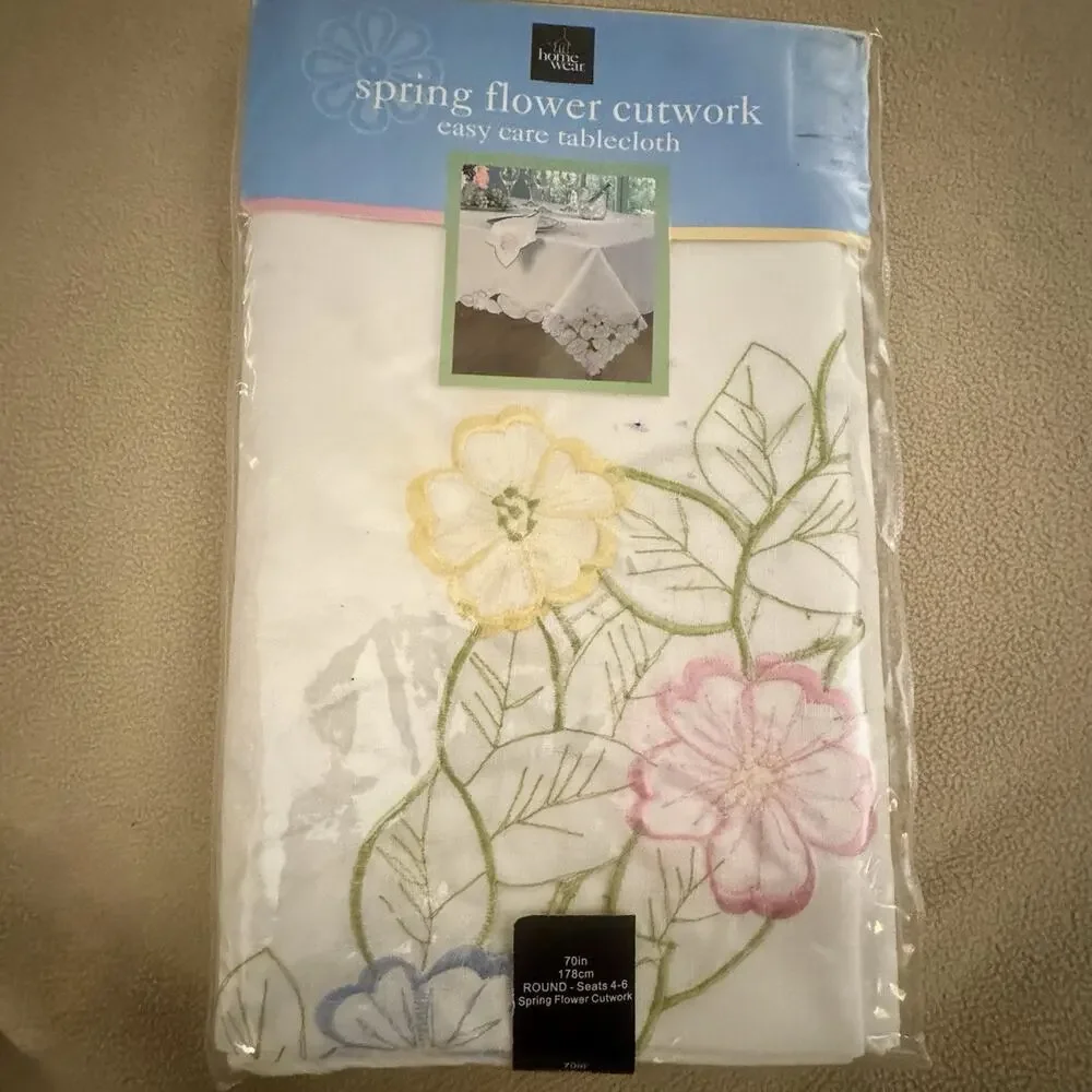 Vintage Homewear Spring Flower Cutwork Round Tablecloth 70” Floral NEW
